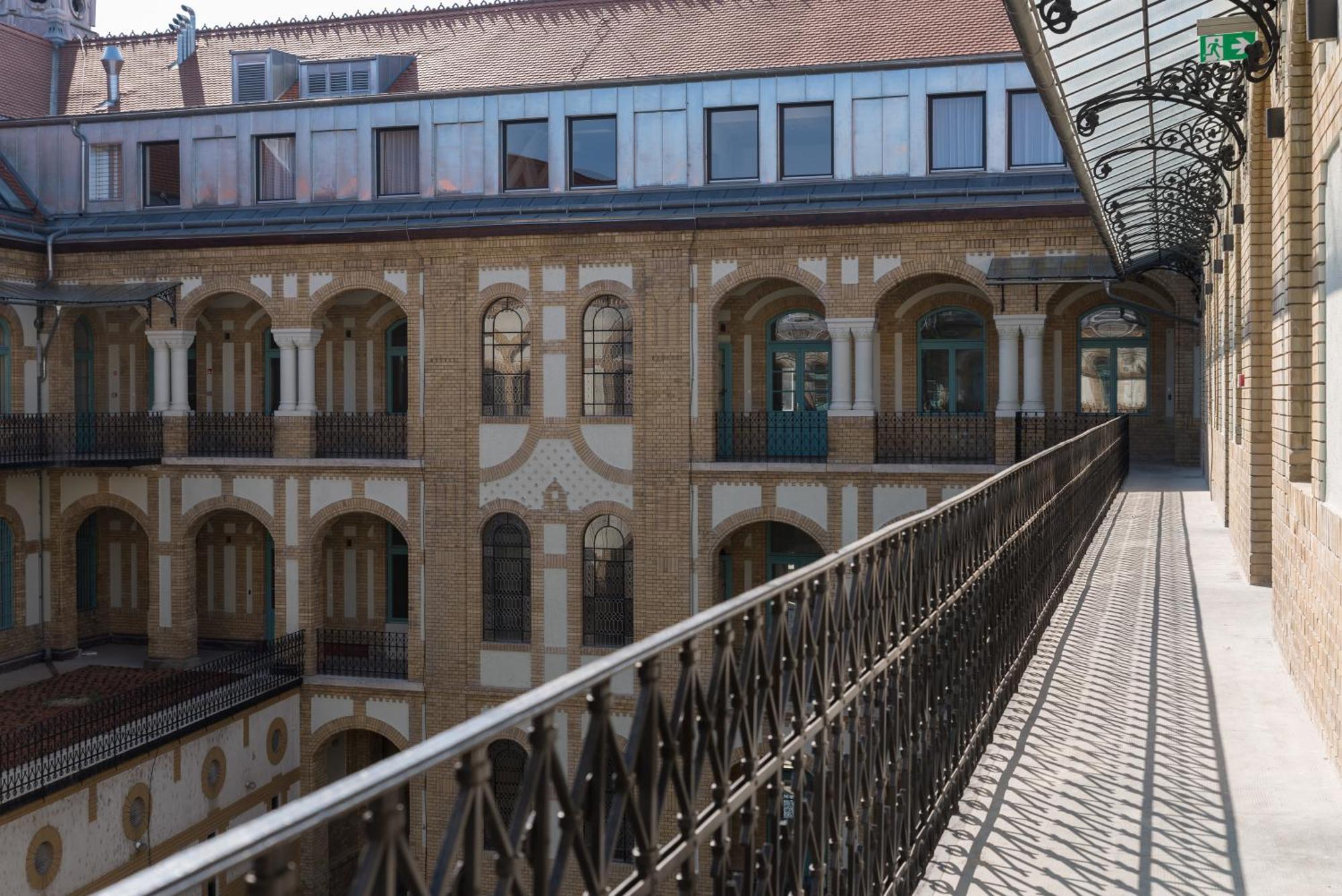 Szechenyi Center Aparthotel Seghedin Exterior foto